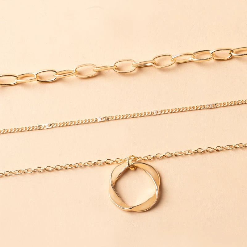 Vintage Layered Necklace & Pendant Necklace